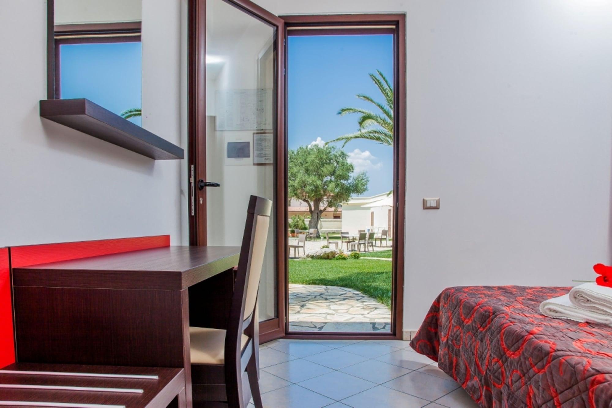 Resort Villa Hermosa Porto Cesareo Buitenkant foto