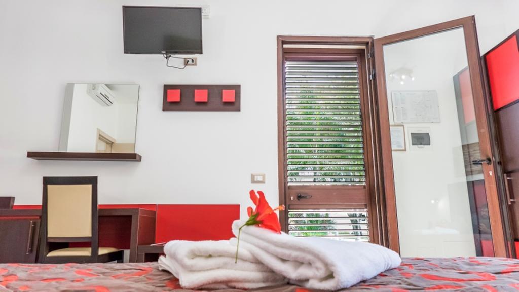 Resort Villa Hermosa Porto Cesareo Buitenkant foto